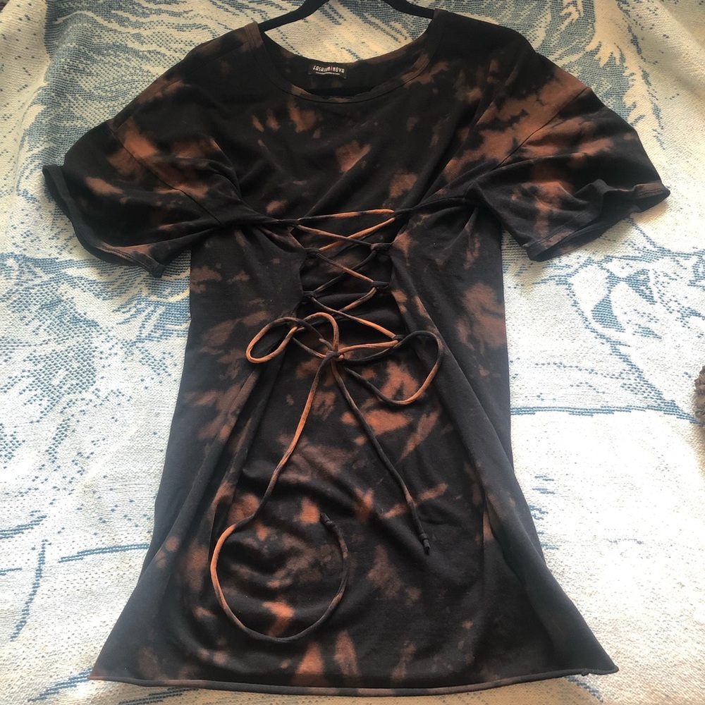 Fashion nova Lace up tie dye T-shirt.